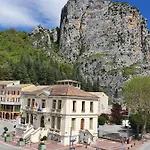 Hotel Ma Petite 2*