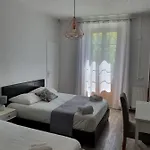 Ma Petite Hotel 2*